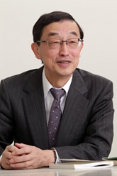 谷藤悦史